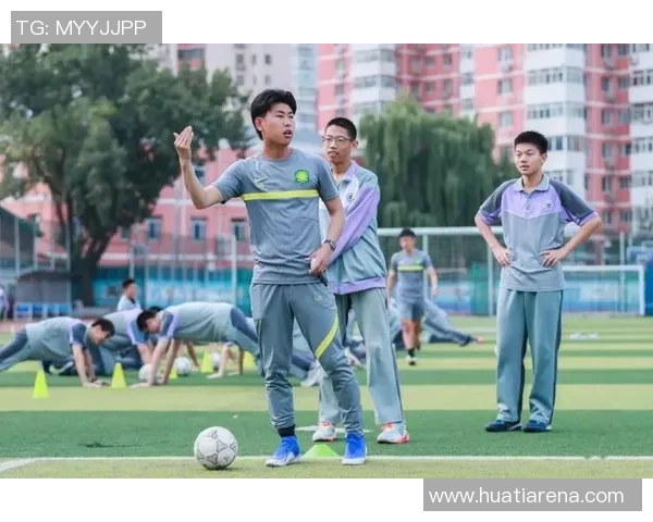 将北京国安足球公益课引入苏州共同感受足球带来的无限快乐与激情